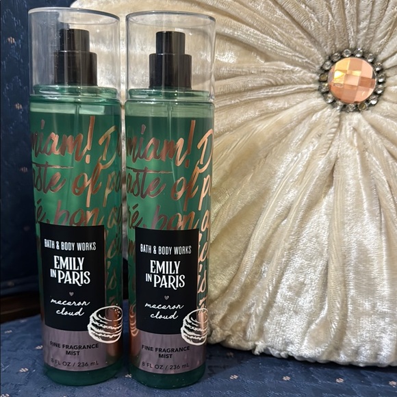 Bath & Body Works Other - Bath & Body Works Emily in Paris Fragrance Mist - Green